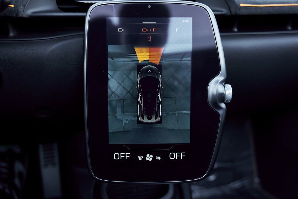 Used 2025 McLaren Artura Spider RWD image 74