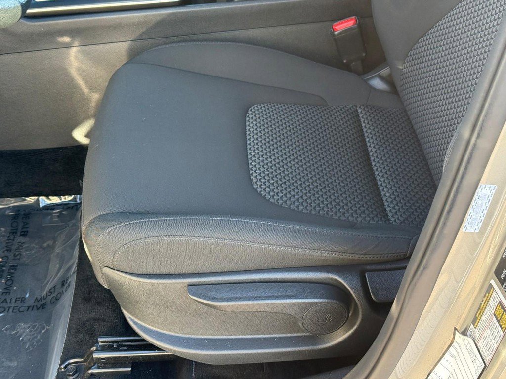 Used 2024 Kia Sportage LX image 19