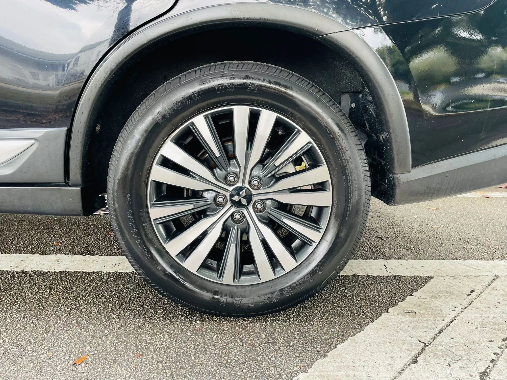 Used 2020 Mitsubishi Outlander SEL FWD image 15