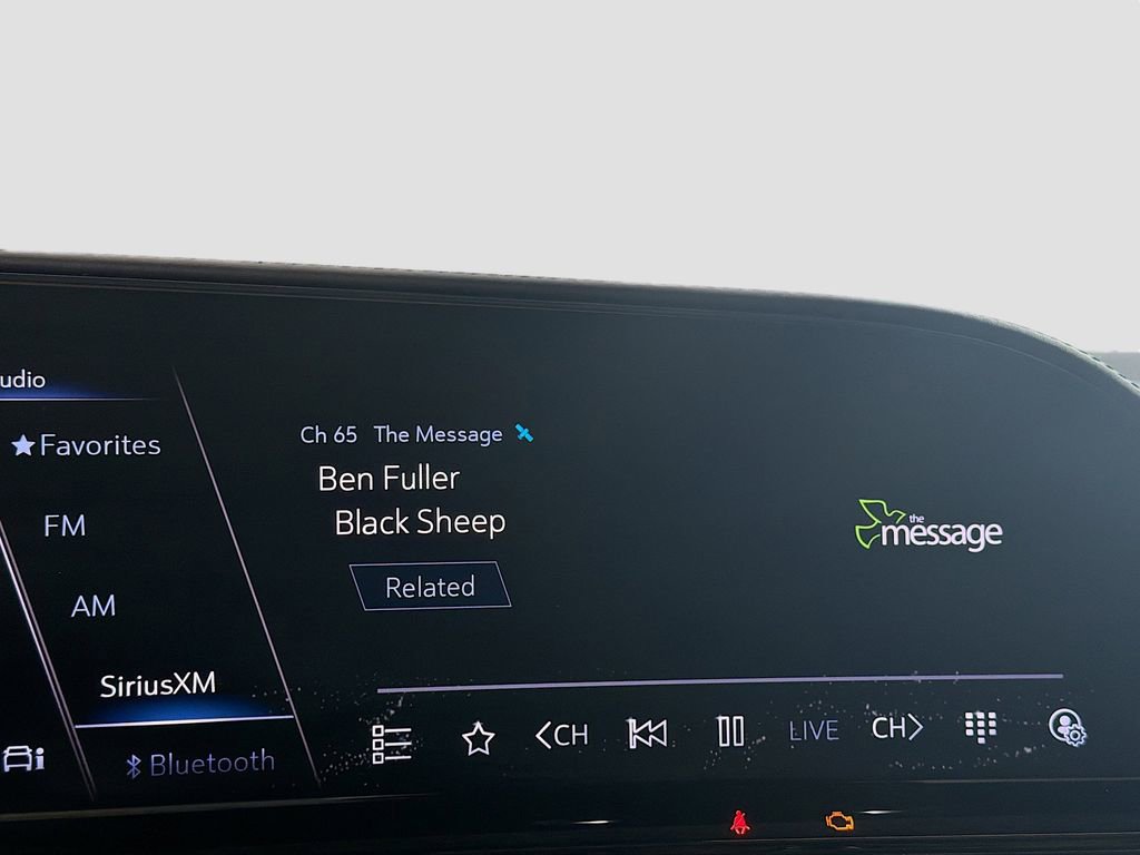 Used 2021 Cadillac Escalade Premium Luxury w/ Driver Assist Tech Package AWD/4WD image 14