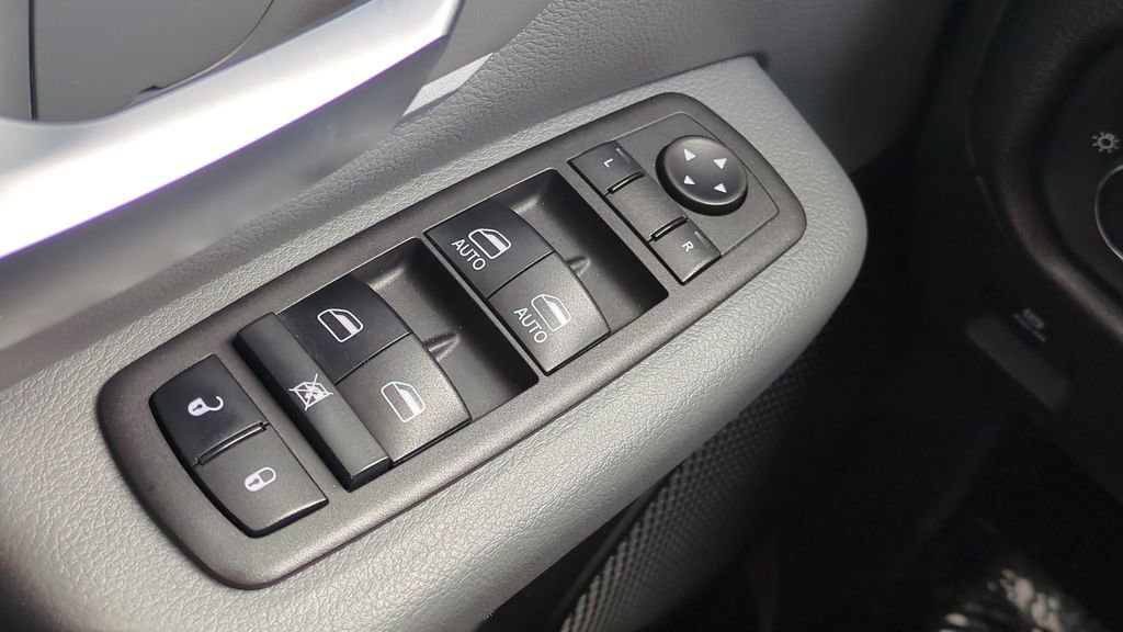 Used 2023 RAM 1500 Big Horn image 18