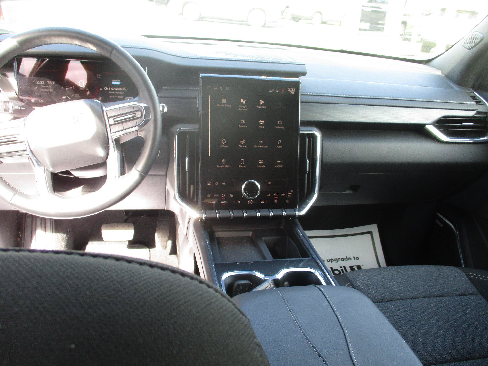 Used 2025 GMC Acadia Elevation FWD image 38