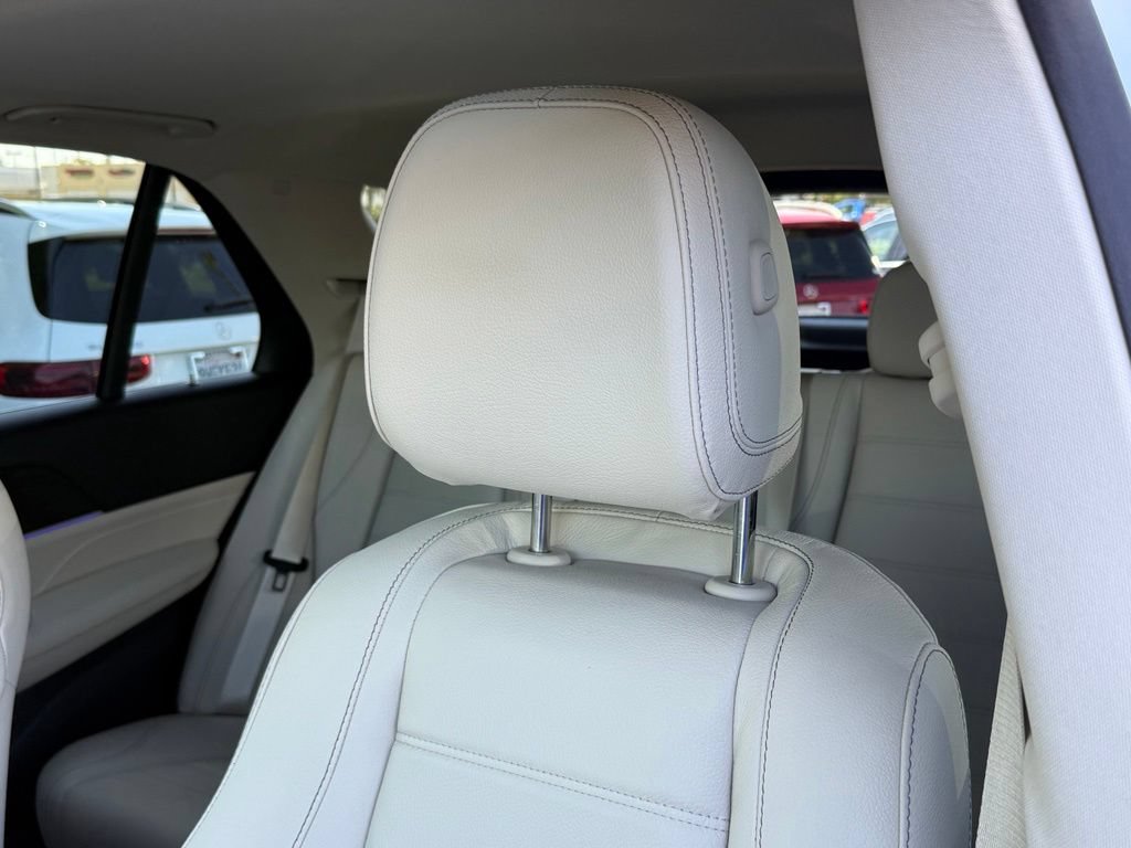 Certified 2024 Mercedes-Benz GLE 450 4MATIC image 3