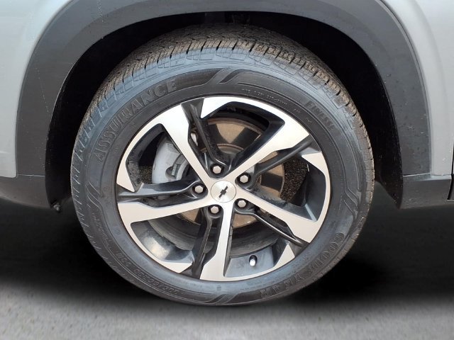 Used 2024 Chevrolet Trax RS FWD image 10
