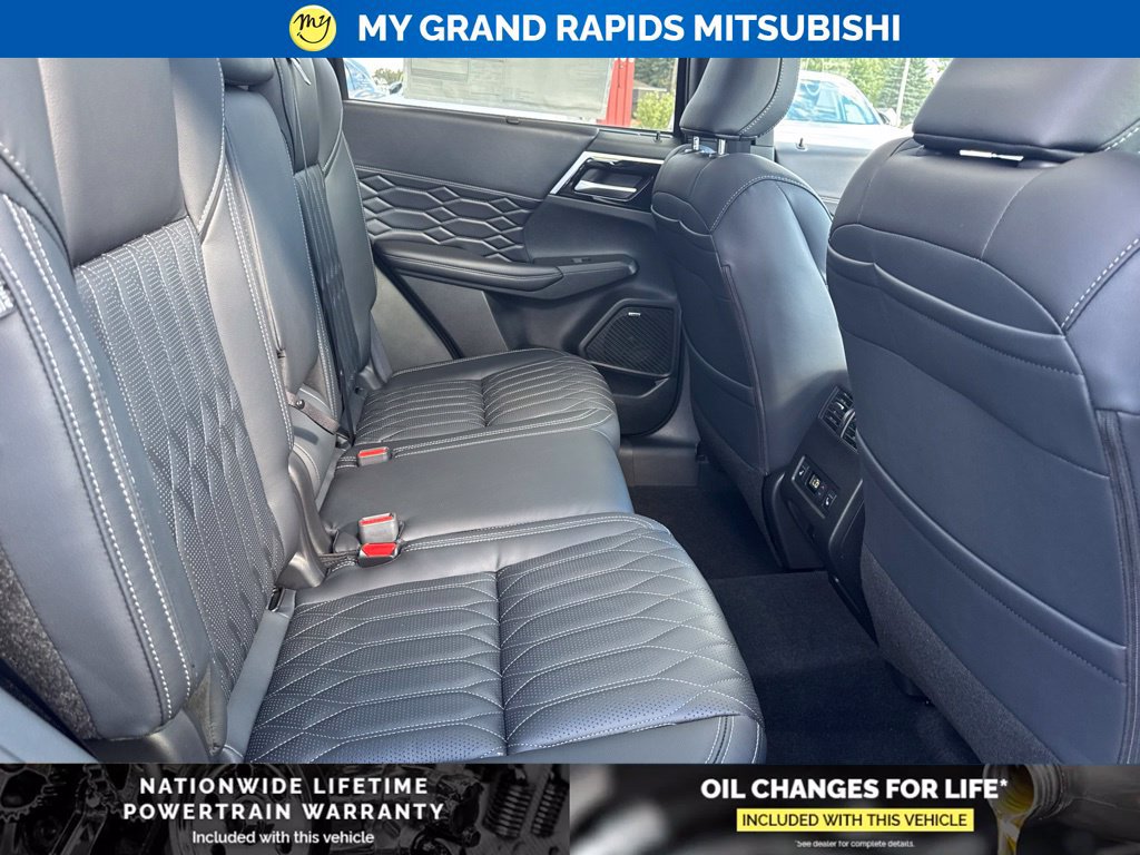 New 2026 Mitsubishi Outlander SEL AWD/4WD image 23