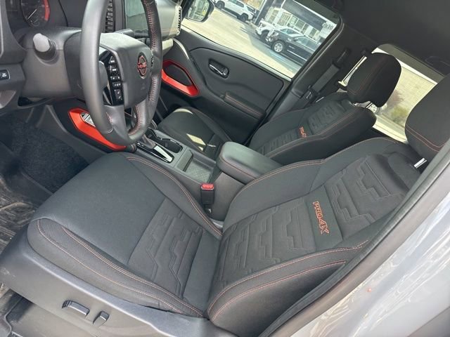 Used 2024 Nissan Frontier PRO-4X w/ Technology Package image 11