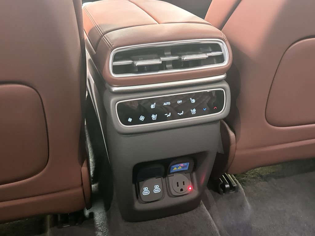 New 2025 Genesis GV80 3.5T Prestige AWD/4WD image 23