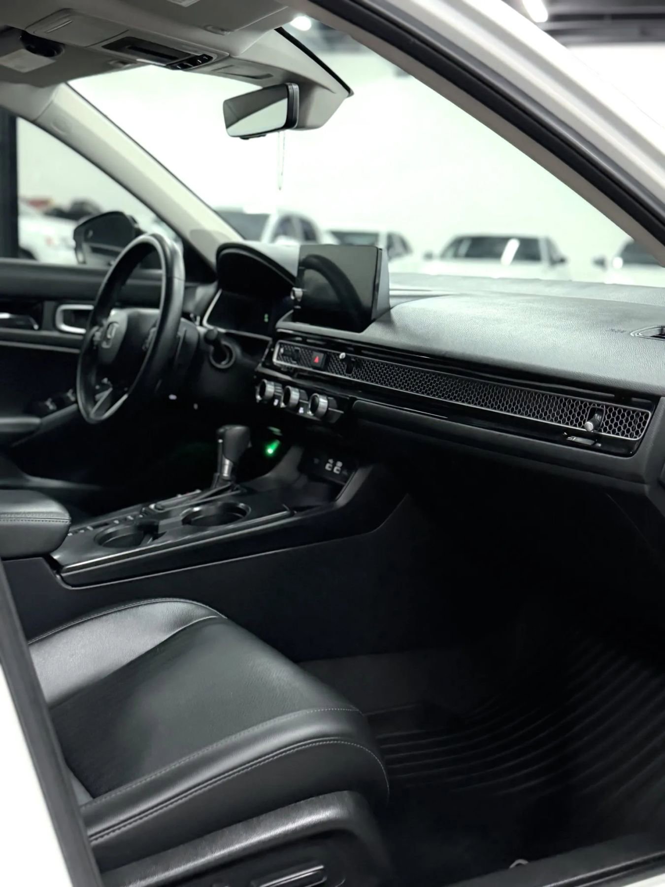 Used 2023 Honda Civic Touring image 13