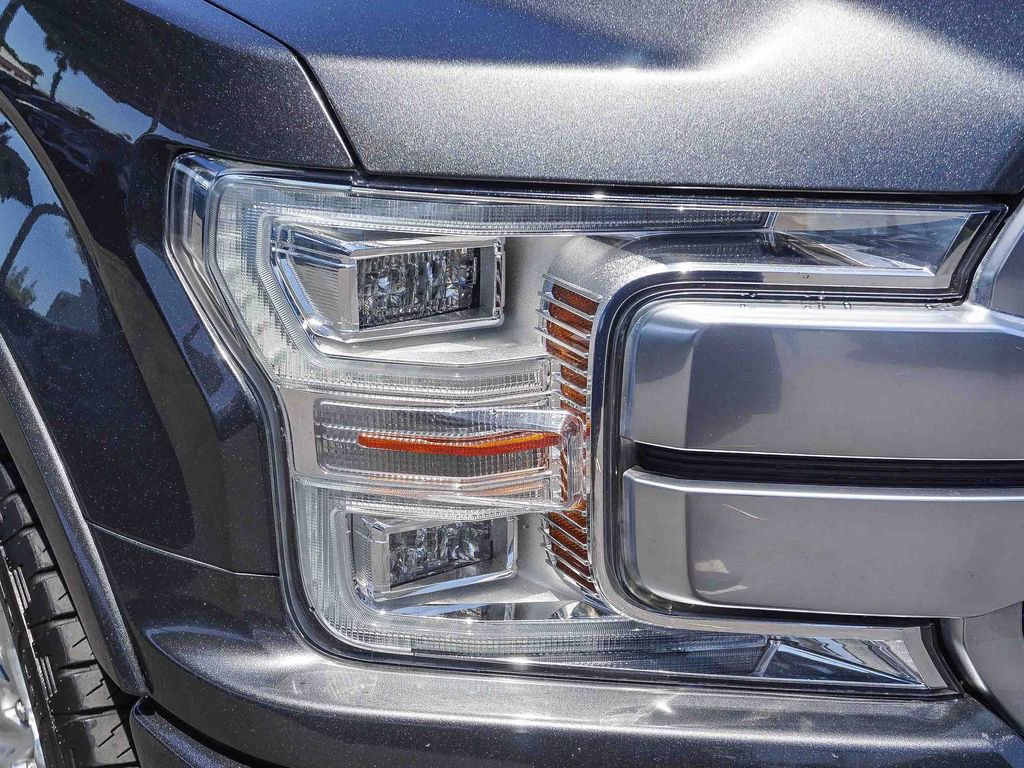 Used 2018 Ford F150 Platinum w/ Equipment Group 701A Luxury AWD/4WD image 11