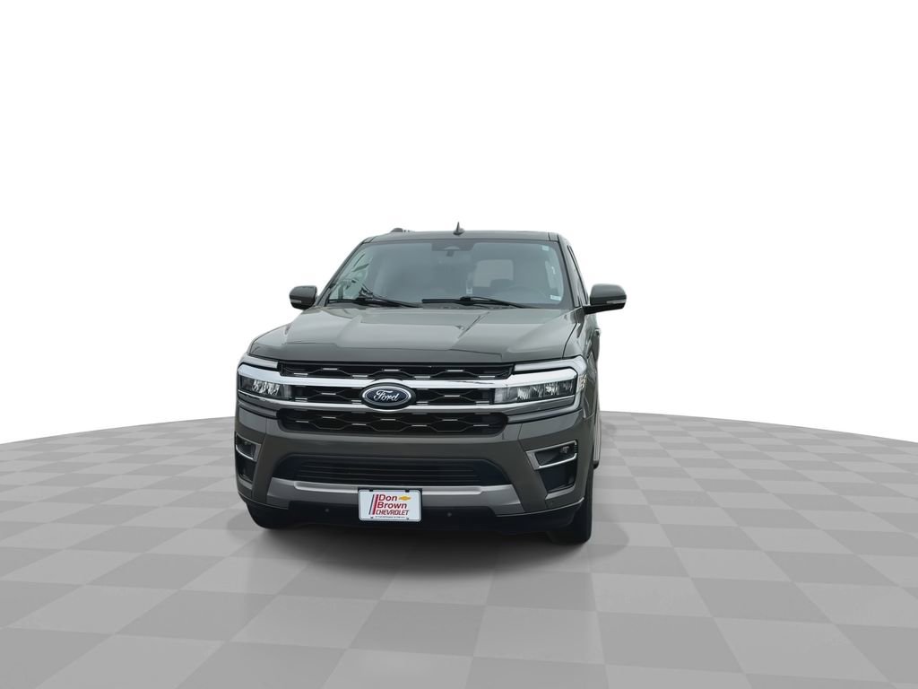 Used 2024 Ford Expedition Limited image 3