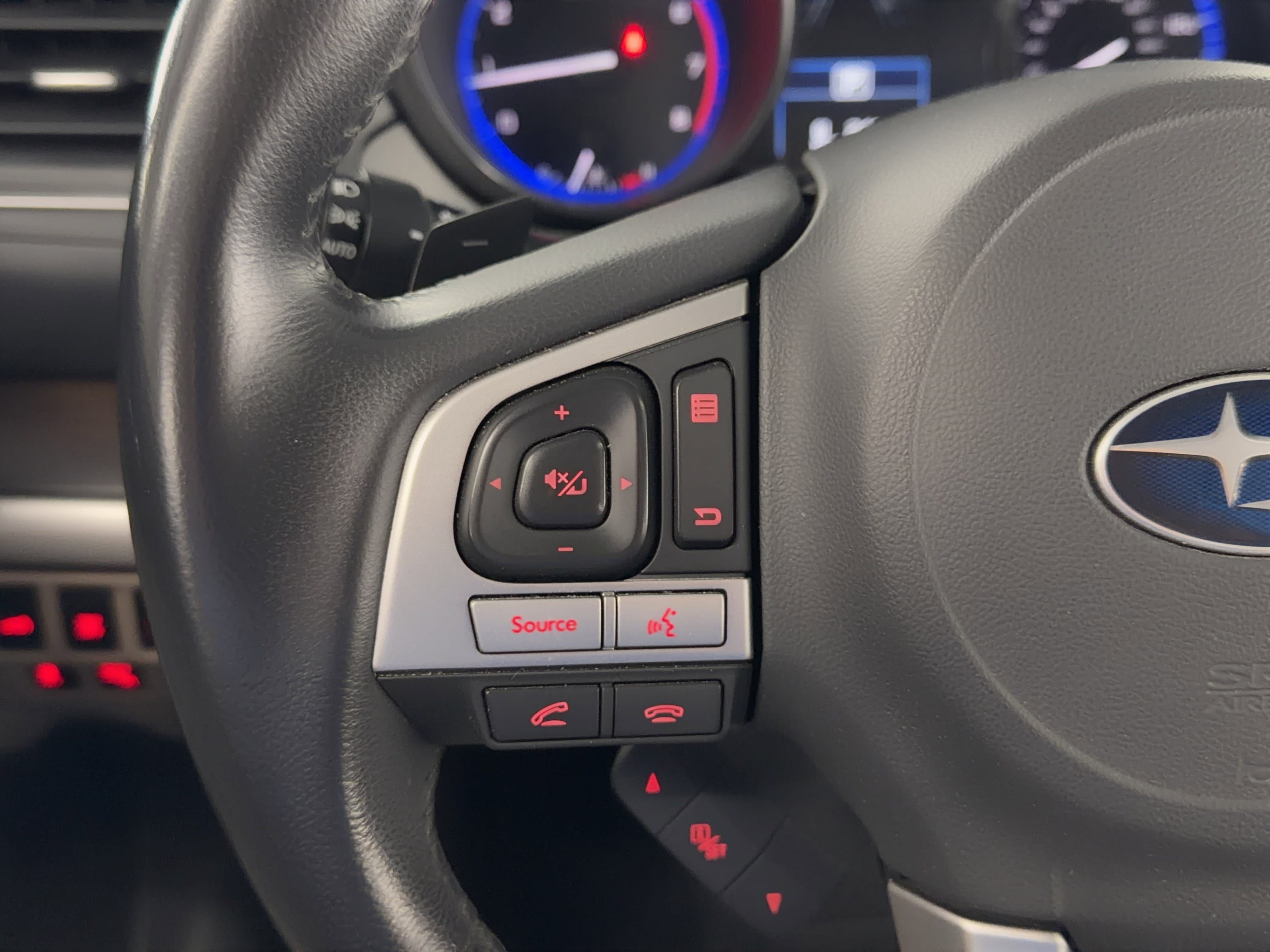 Used 2015 Subaru Outback 2.5i Limited image 21