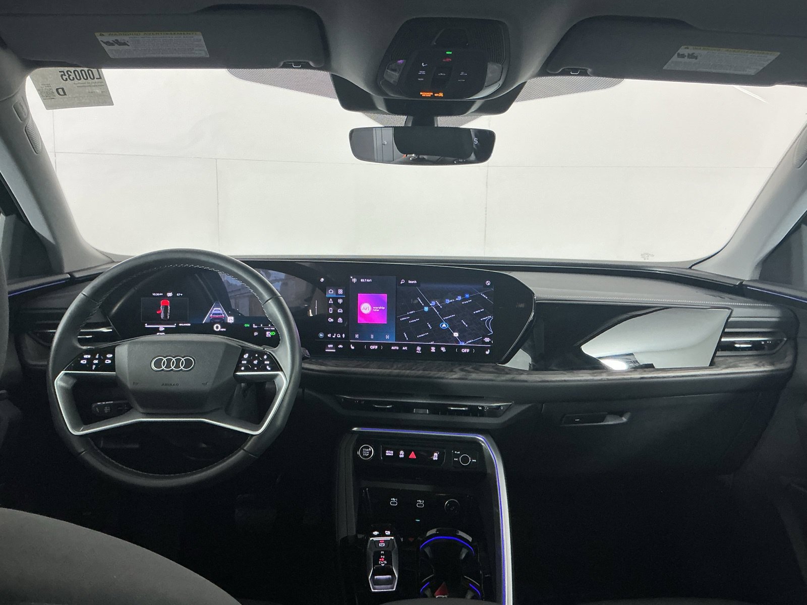 Used 2025 Audi Q5 Premium Plus w/ Premium Plus AWD/4WD image 14