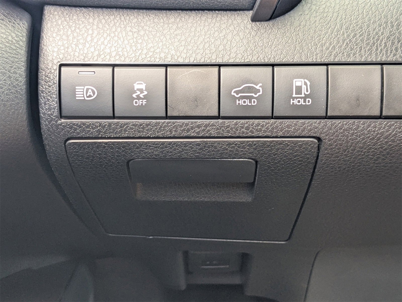 Used 2024 Toyota Camry LE image 21