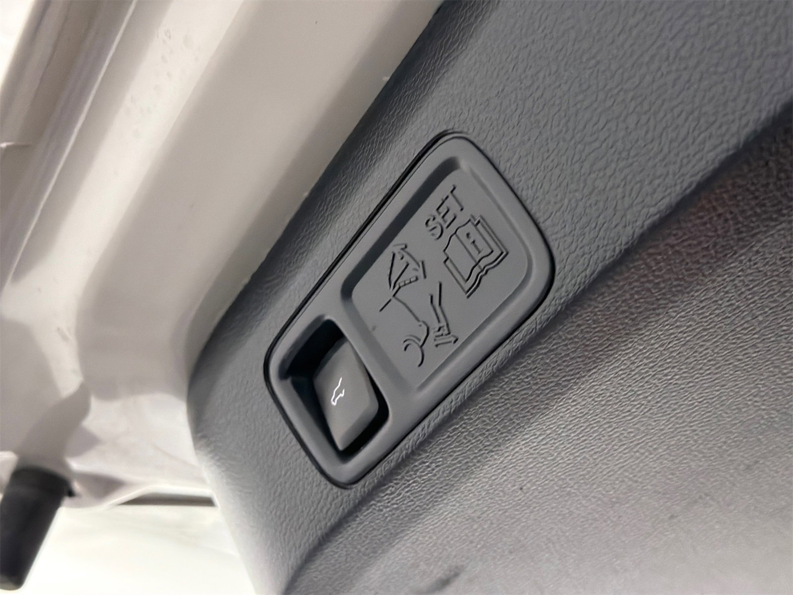 Used 2022 Lincoln Navigator L Reserve w/ Equipment Group 201A image 10