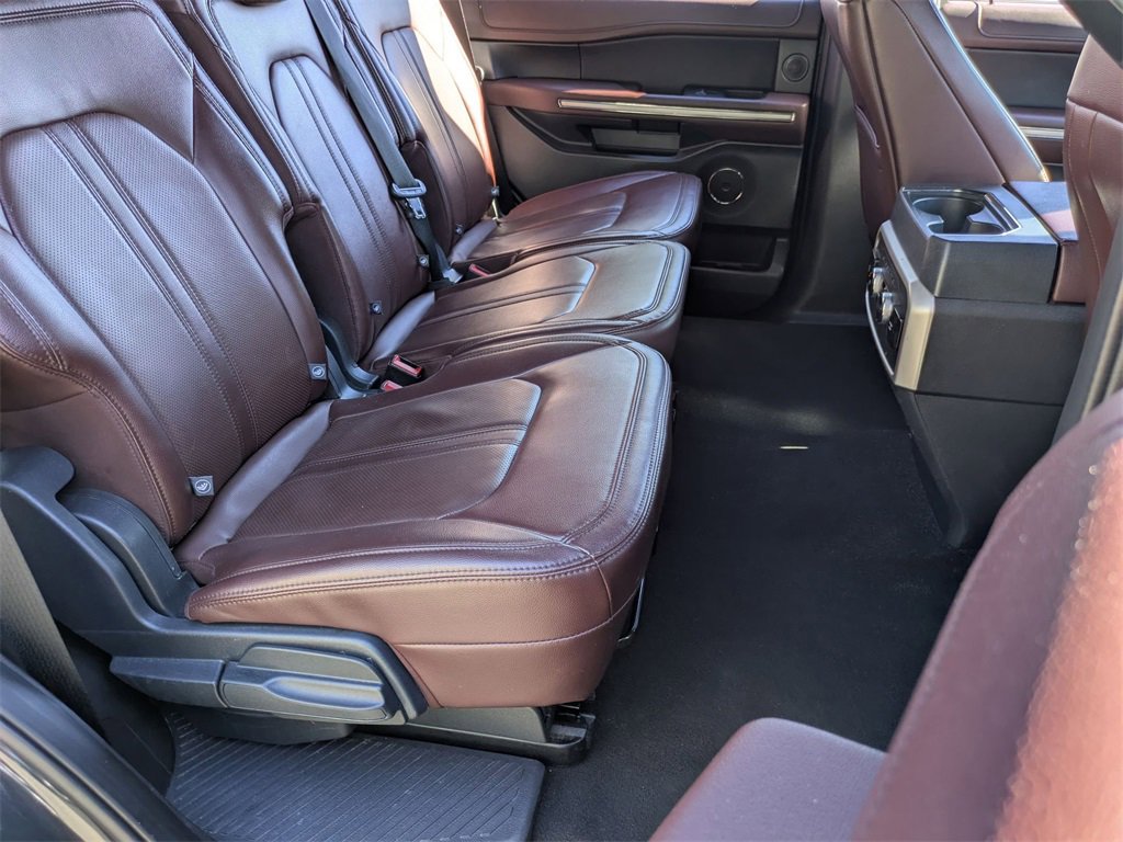Used 2024 Ford Expedition Limited image 58