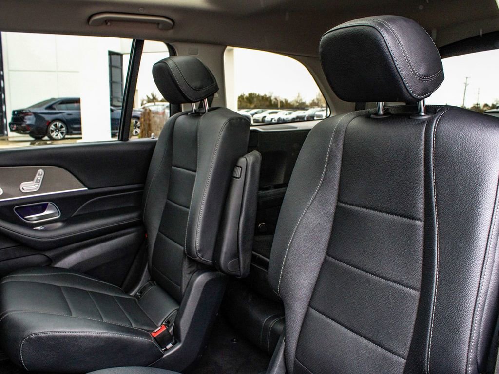 Used 2022 Mercedes-Benz GLS 450 4MATIC image 36
