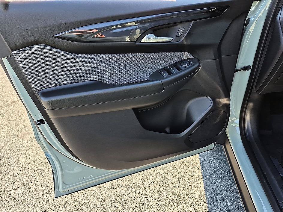 New 2026 Chevrolet TrailBlazer LT w/ Midnight Edition AWD/4WD image 12