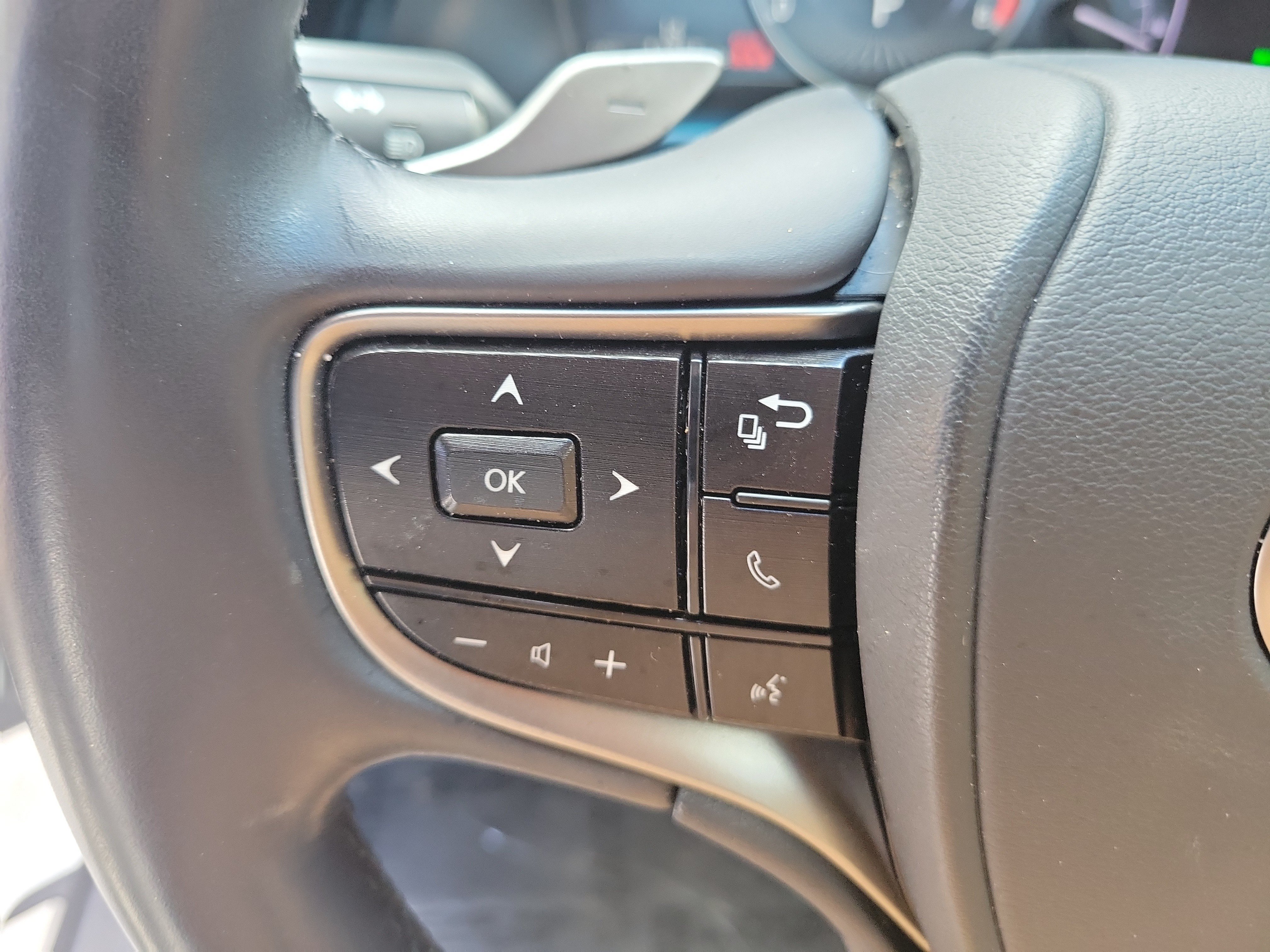 Used 2024 Lexus ES 350 w/ Premium Package FWD image 26