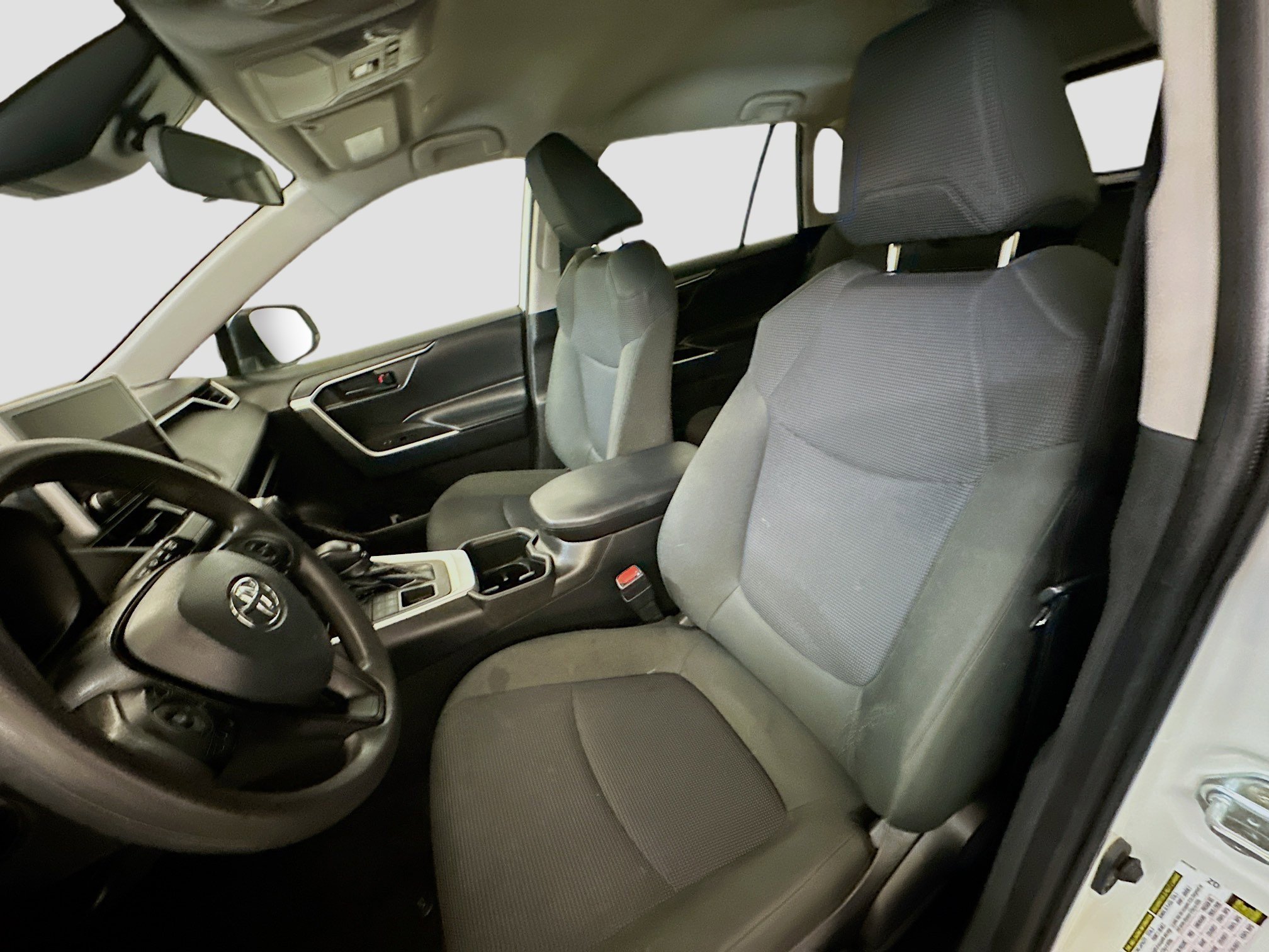 Used 2024 Toyota RAV4 LE image 13