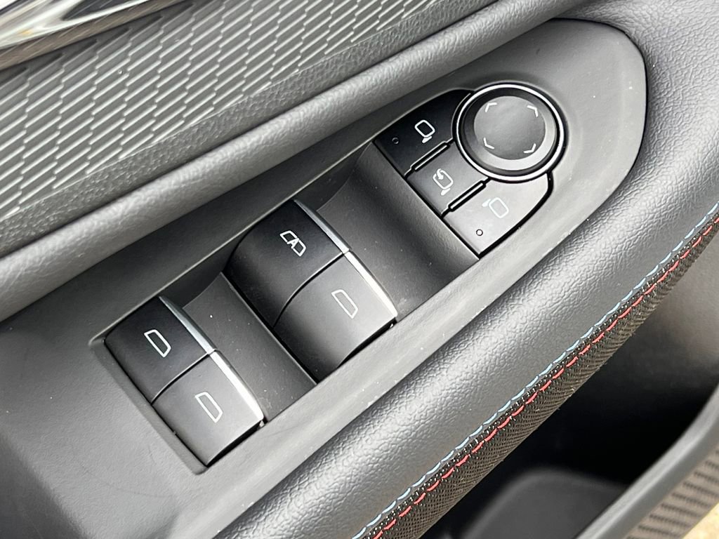 Certified 2025 Chevrolet Blazer EV RS w/ Super Cruise Package image 18