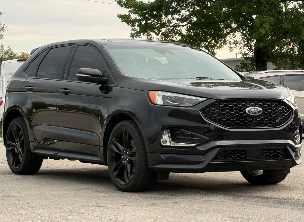 Used 2019 Ford Edge ST w/ Equipment Group 401A AWD/4WD image 8