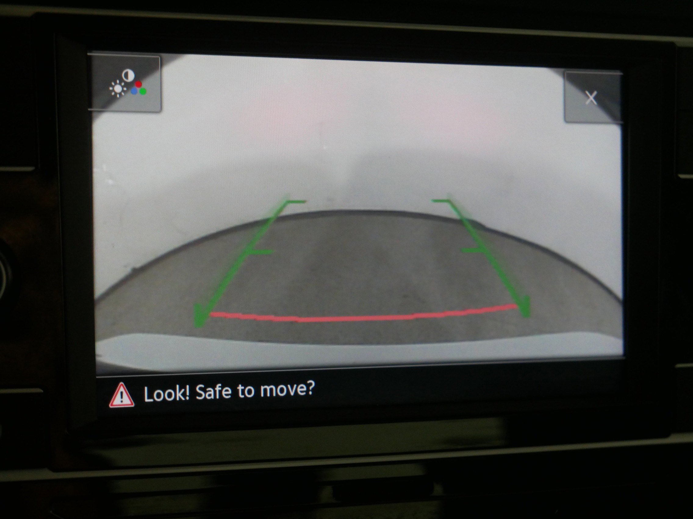 Certified 2022 Volkswagen Jetta SE w/ Panoramic Sunroof Package image 33