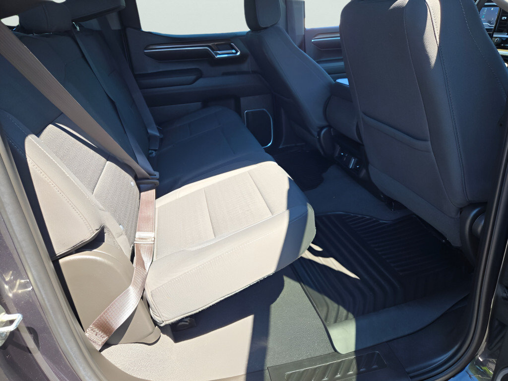 Certified 2023 Chevrolet Silverado 1500 LT AWD/4WD image 19
