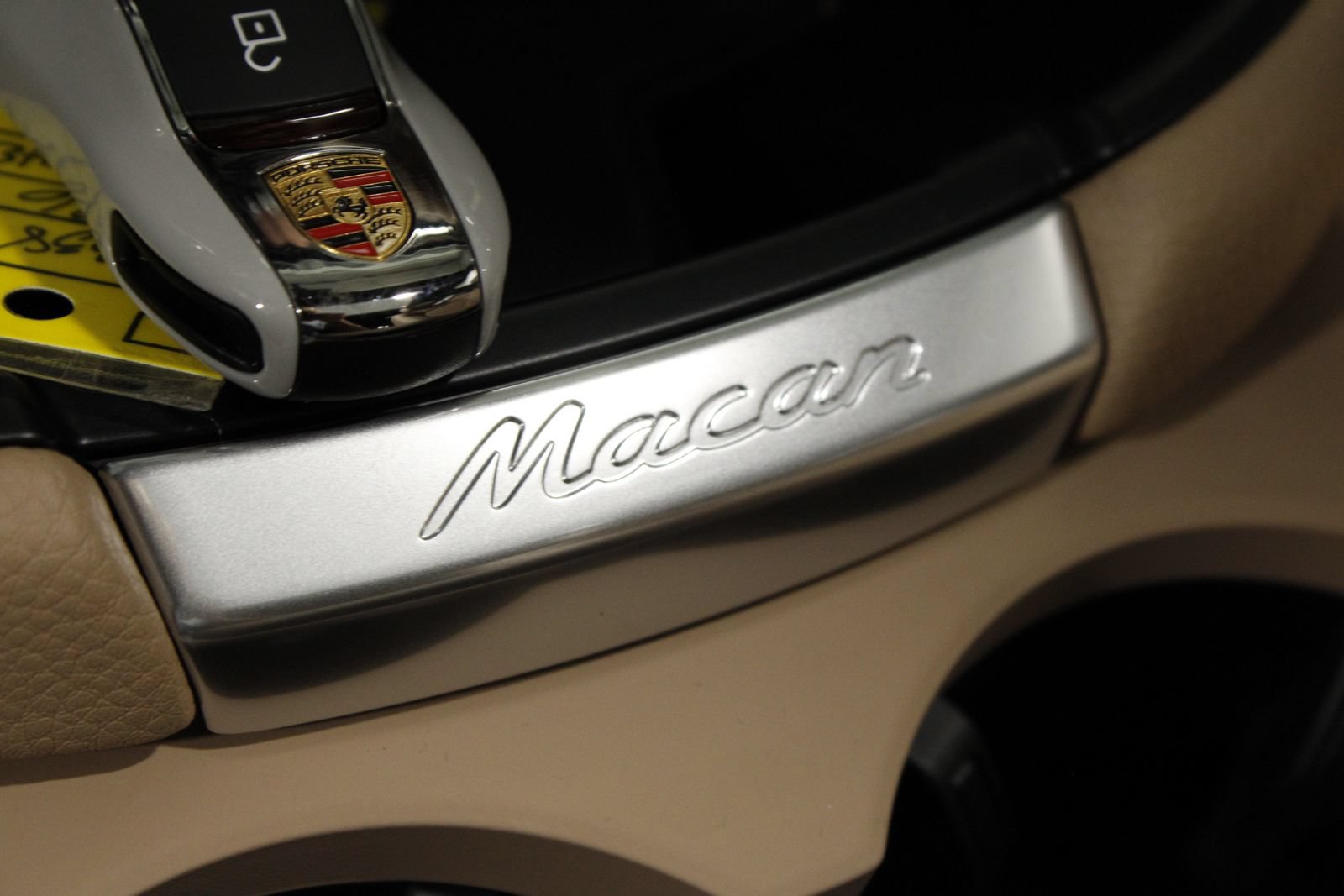 New 2026 Porsche Macan AWD/4WD image 35