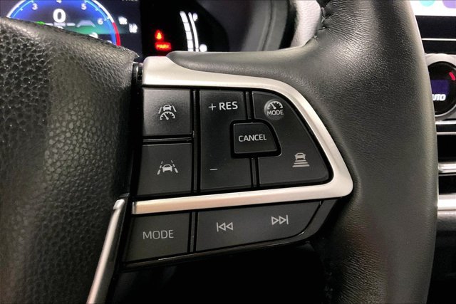 Certified 2025 Toyota Grand Highlander AWD image 20