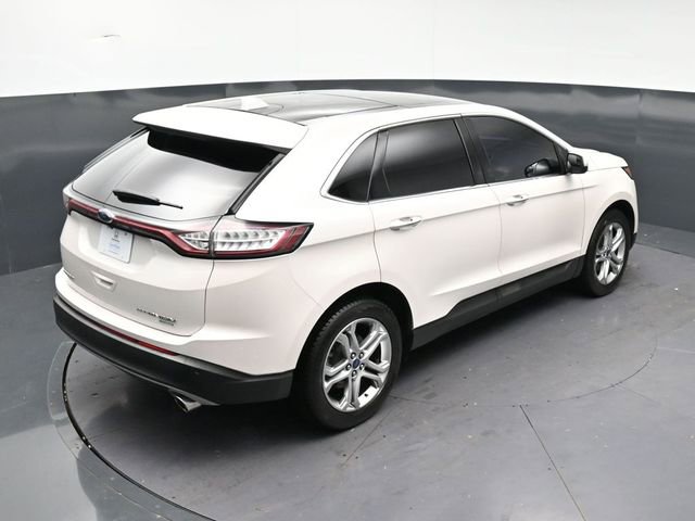 Used 2015 Ford Edge Titanium FWD image 29