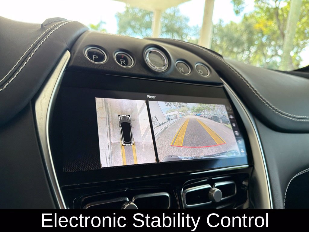 Used 2021 Aston Martin DBX AWD/4WD image 10