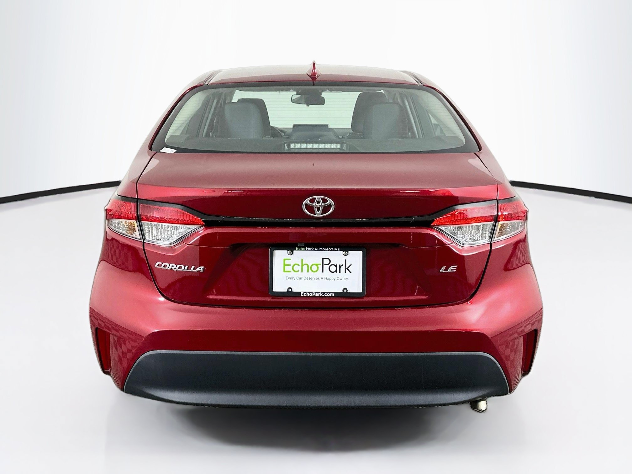 Used 2025 Toyota Corolla LE FWD image 7