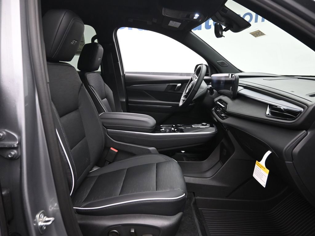 New 2026 Buick Enclave Sport Touring w/ Power Package image 7