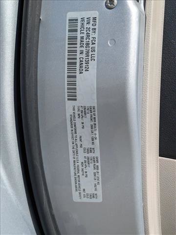 Used 2024 Chrysler Pacifica Touring-L FWD image 24