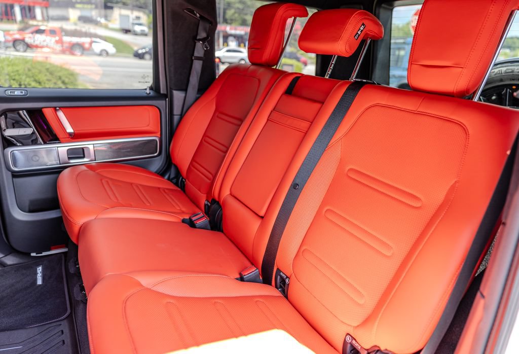 Used 2025 Mercedes-Benz G 550 image 19