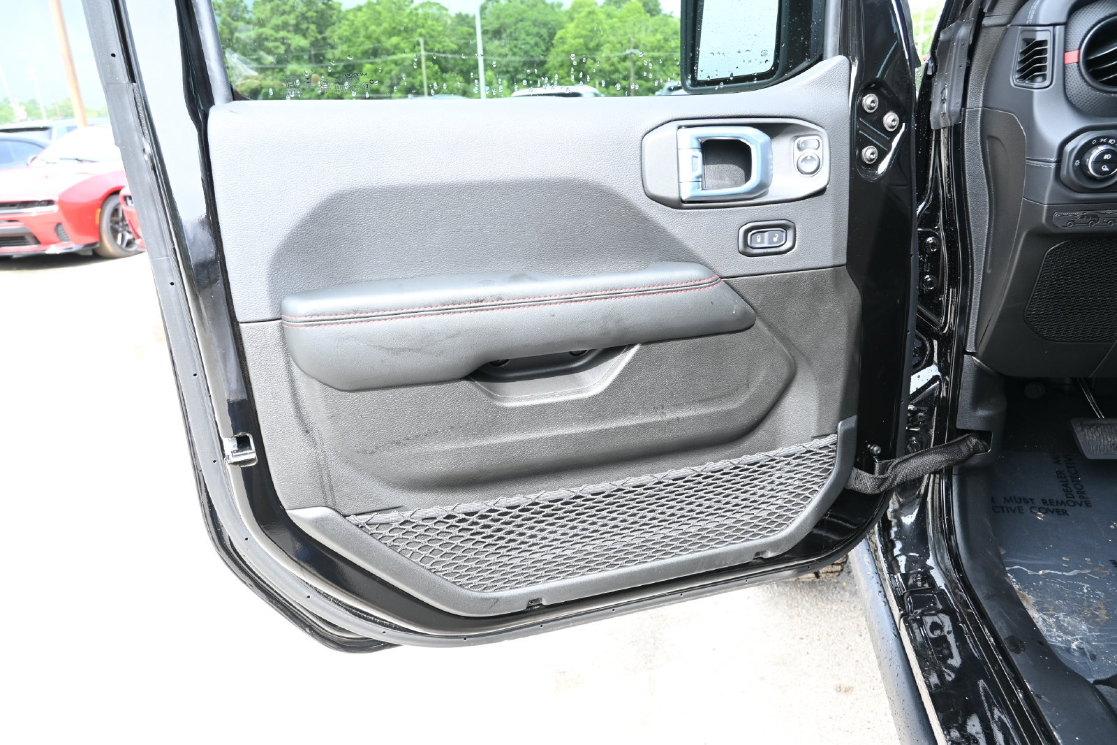 New 2026 Jeep Gladiator Rubicon w/ Steel Power Dome Hood Package AWD/4WD image 9