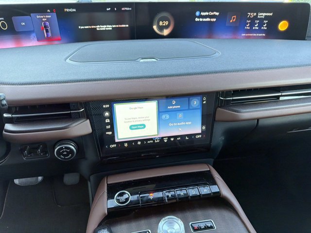 Certified 2026 Lincoln Navigator L Reserve AWD/4WD image 26