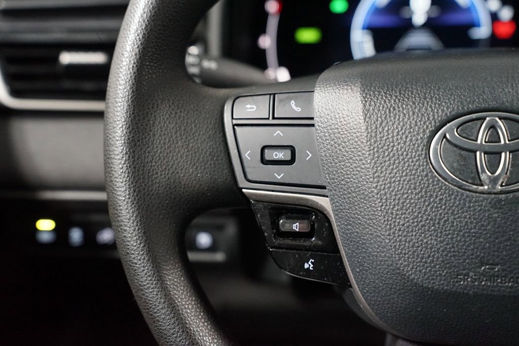 Certified 2025 Toyota Camry LE image 14