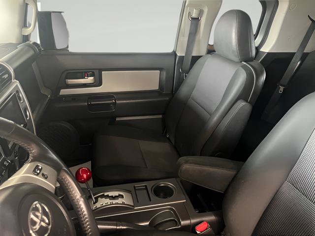 Used 2012 Toyota FJ Cruiser 4WD image 18