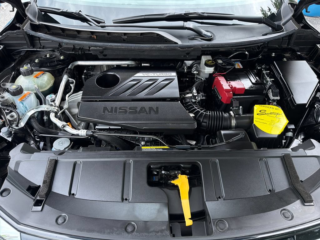 Used 2025 Nissan Rogue SV w/ SV Premium Package FWD image 26