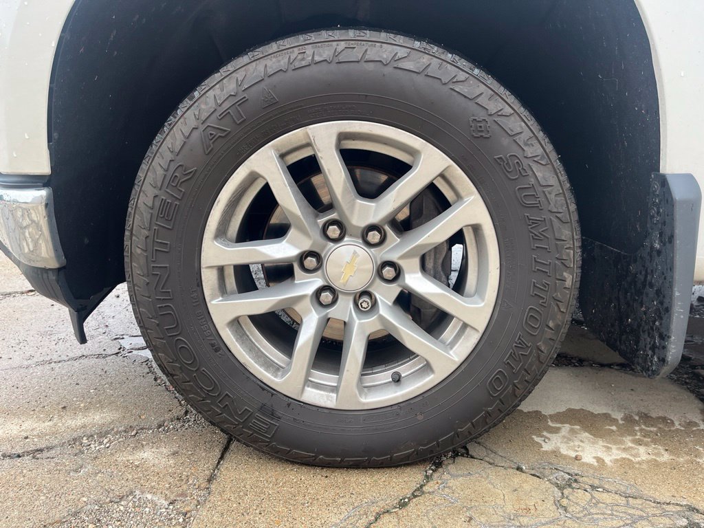 Used 2019 Chevrolet Silverado 1500 LT w/ All-Star Edition AWD/4WD image 9