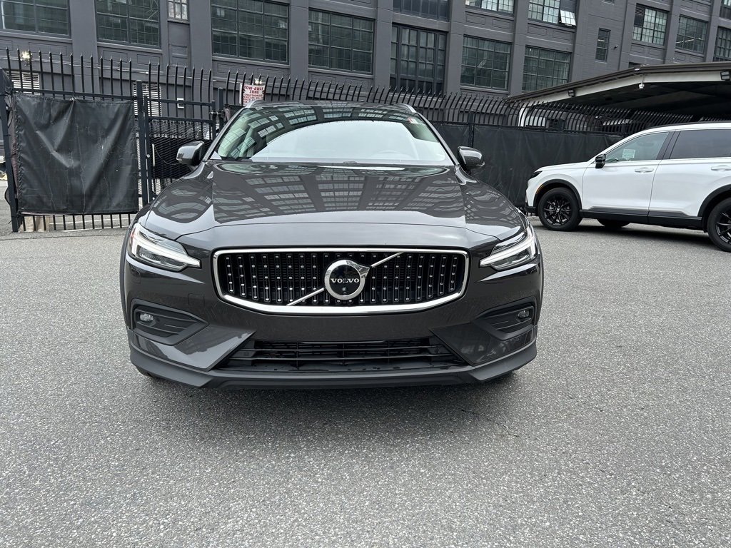 Certified 2025 Volvo V60 B5 Cross Country Plus