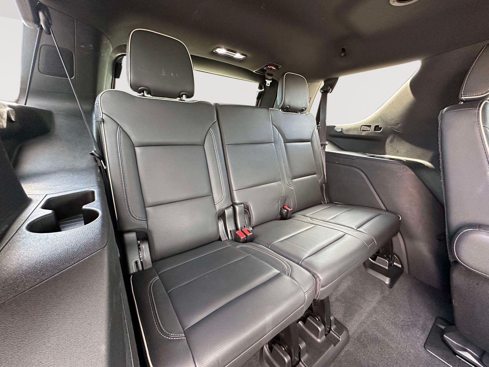 Used 2021 Chevrolet Tahoe Premier AWD/4WD image 35