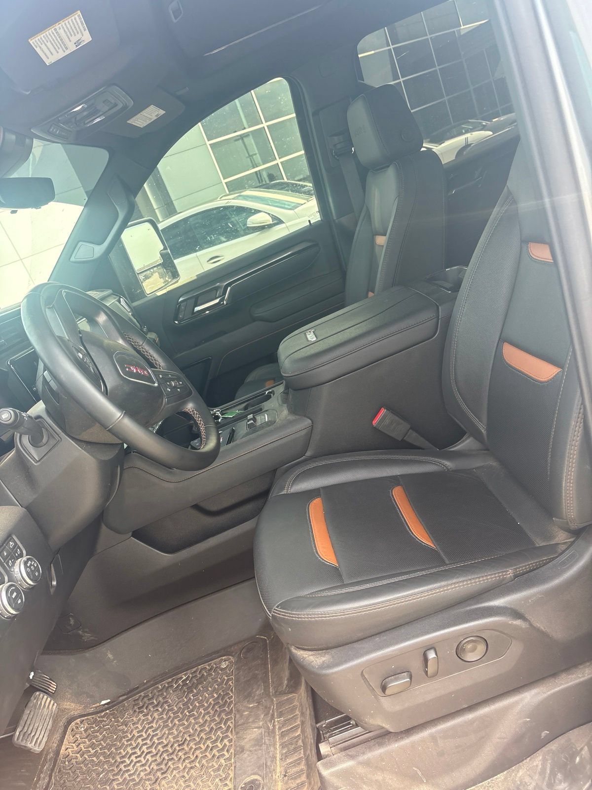 Used 2026 GMC Sierra 3500 AT4 w/ AT4 Premium Plus Package AWD/4WD image 11