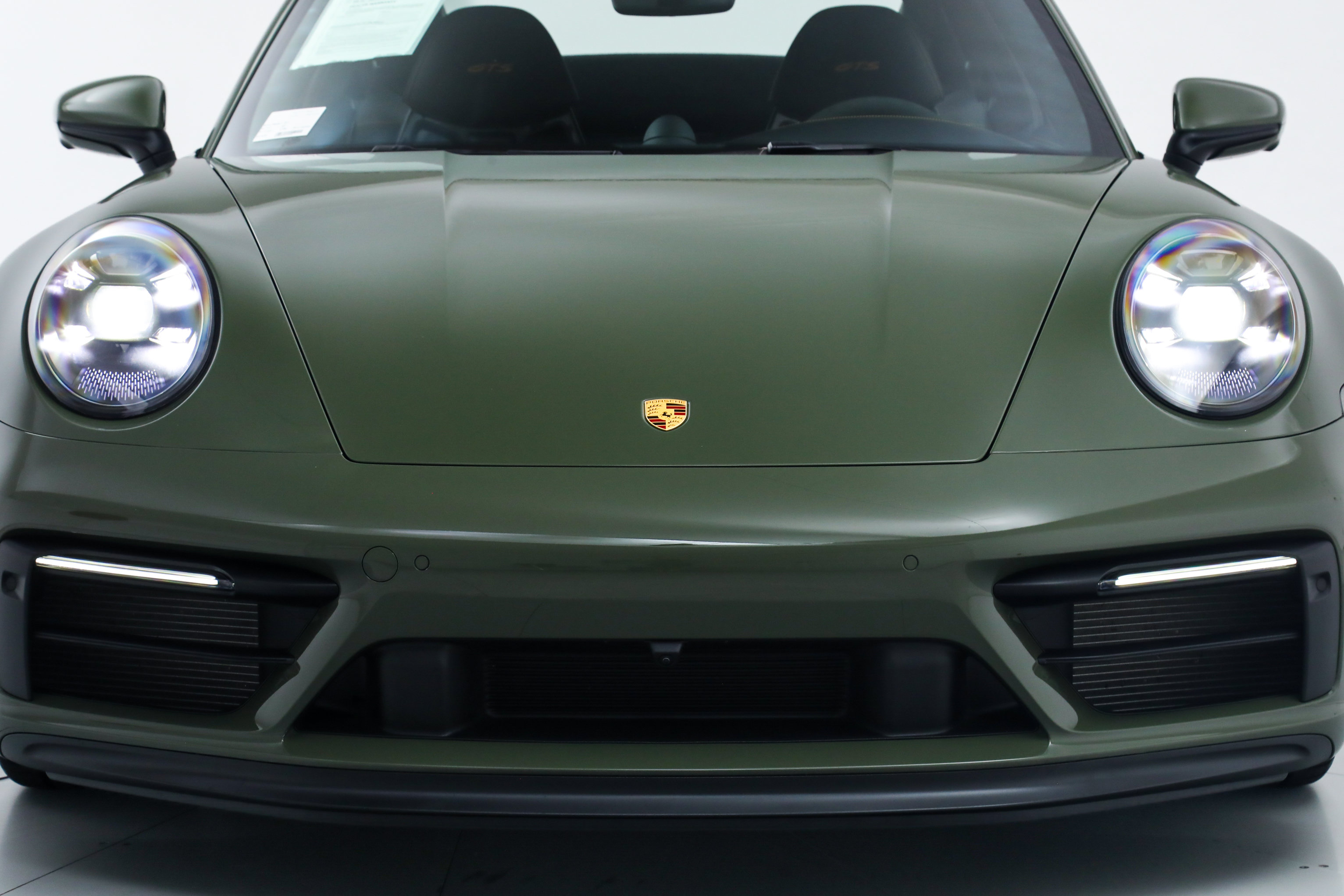 Used 2024 Porsche 911 GTS Coupe image 9