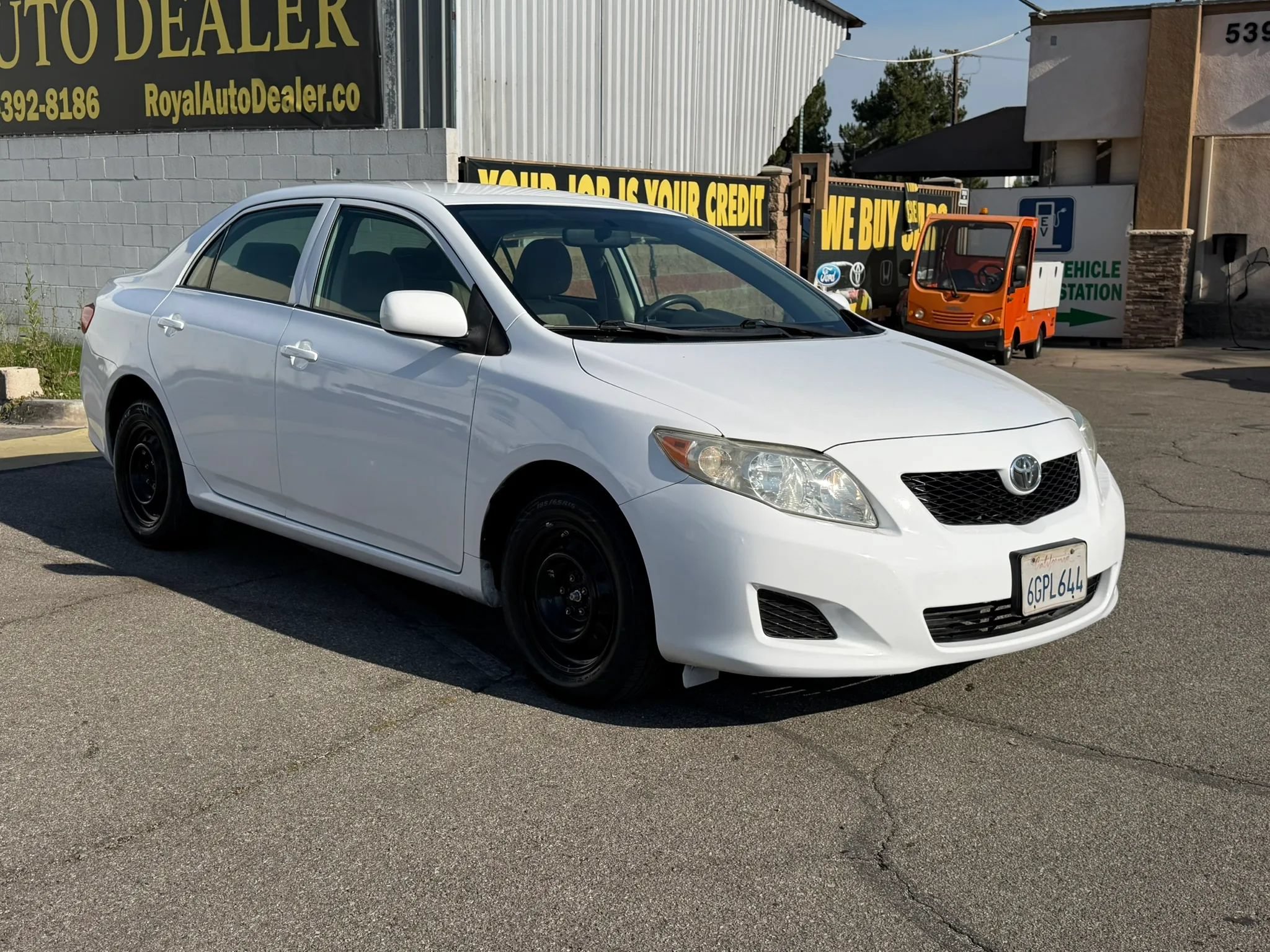 Used 2009 Toyota Corolla LE FWD image 3