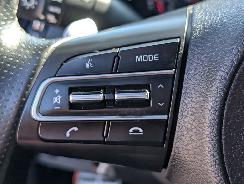 Used 2019 Kia Stinger GT2 AWD/4WD image 18