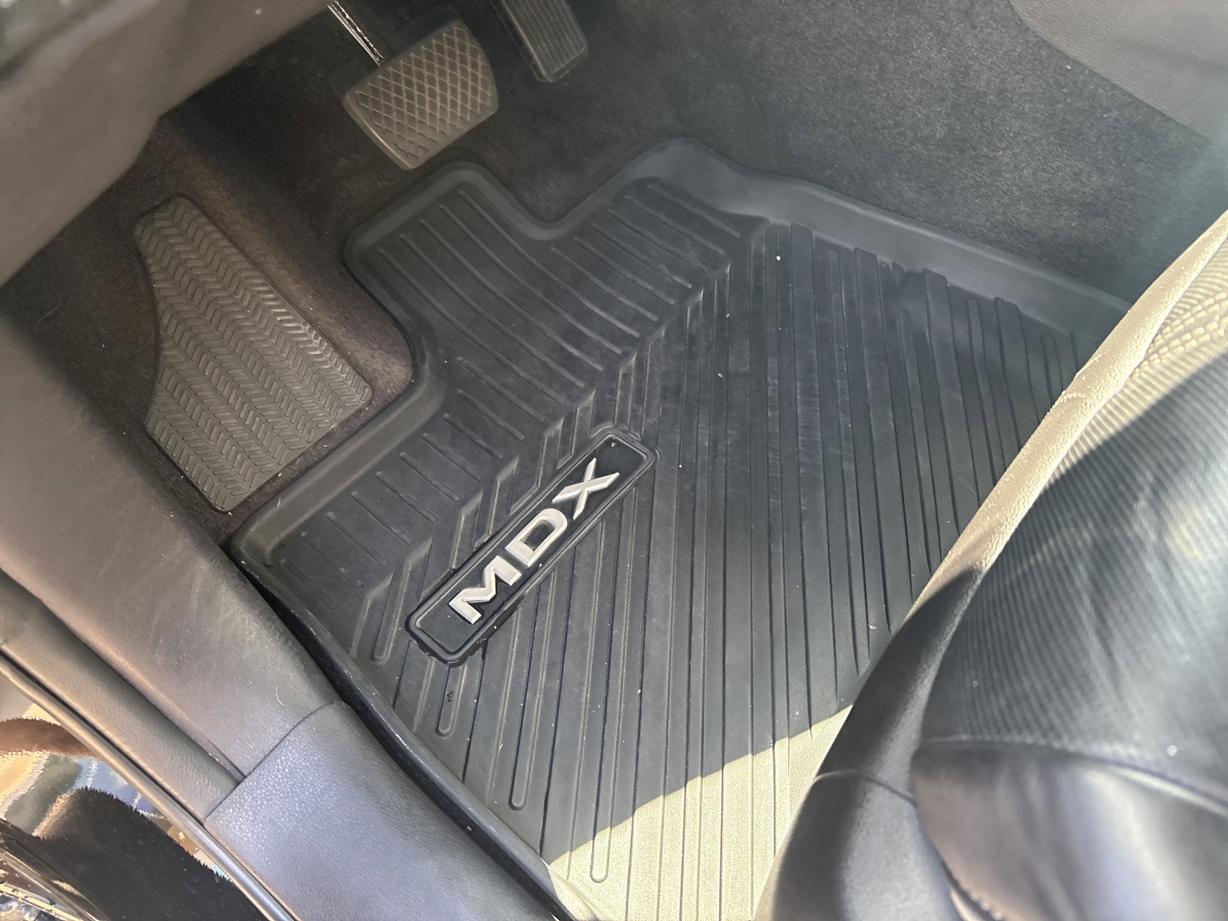Used 2017 Acura MDX SH-AWD w/ Advance Package image 14
