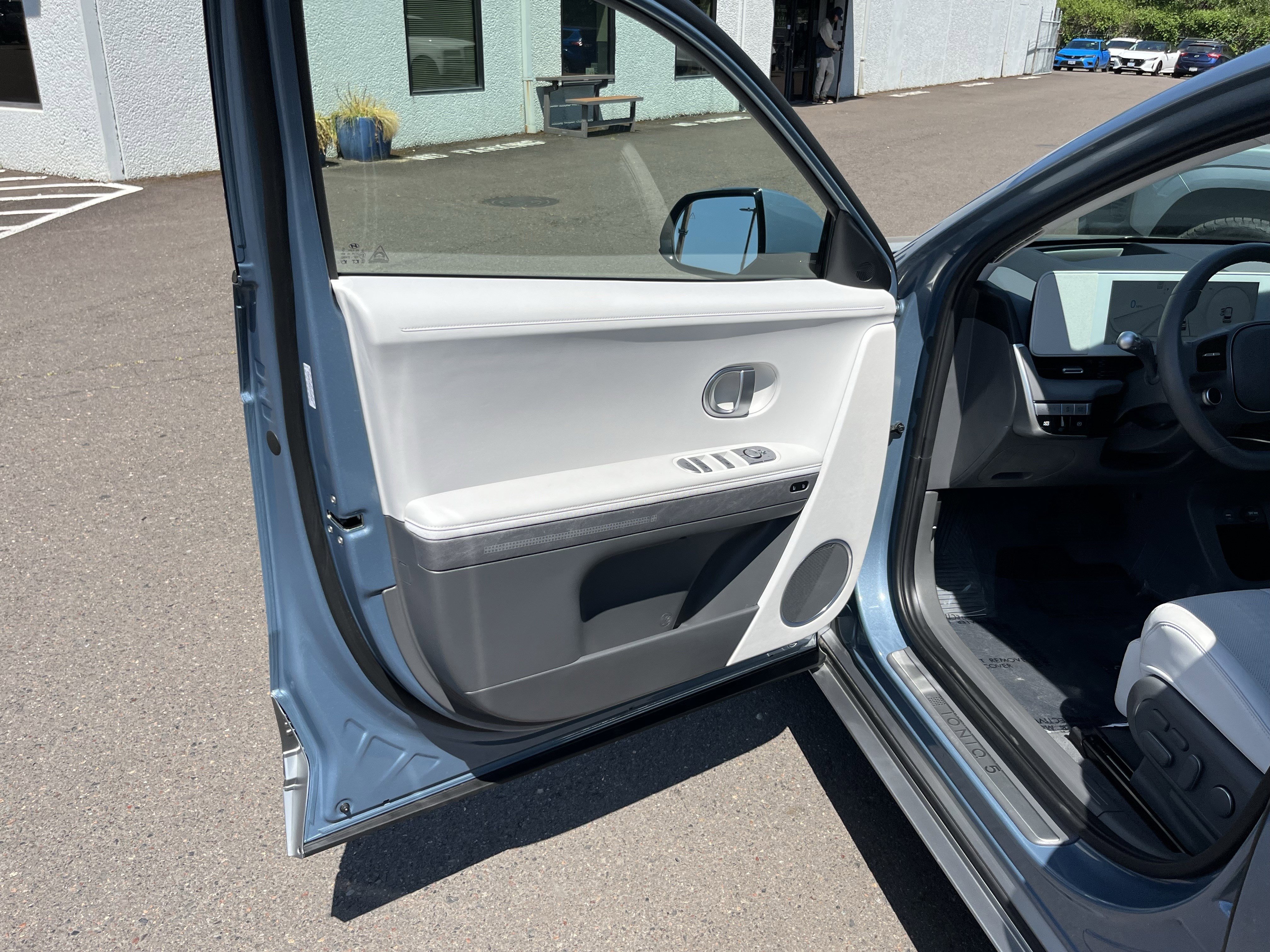 Certified 2024 Hyundai Ioniq 5 Limited RWD image 15