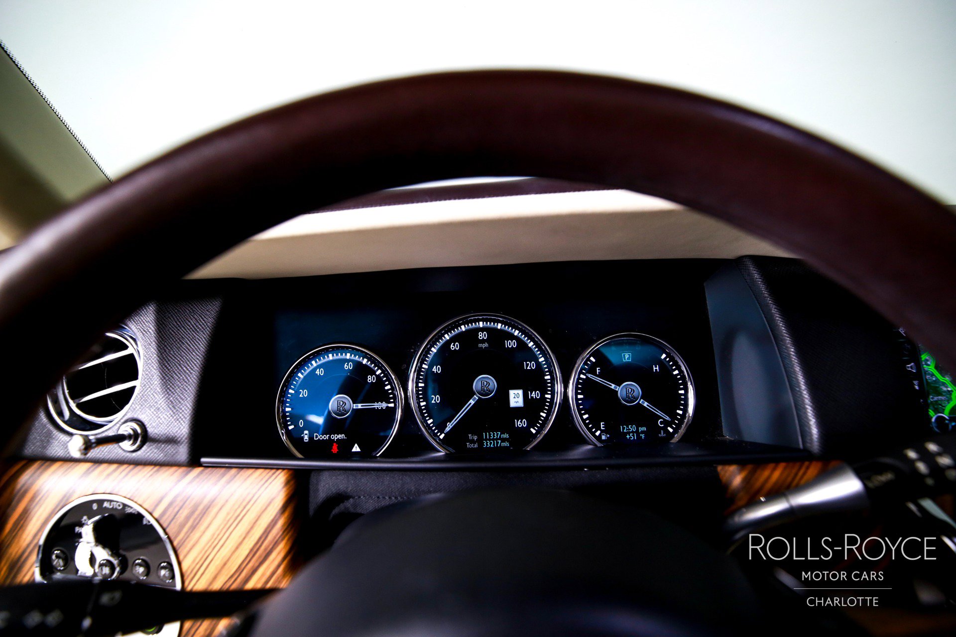 Used 2019 Rolls-Royce Cullinan image 12